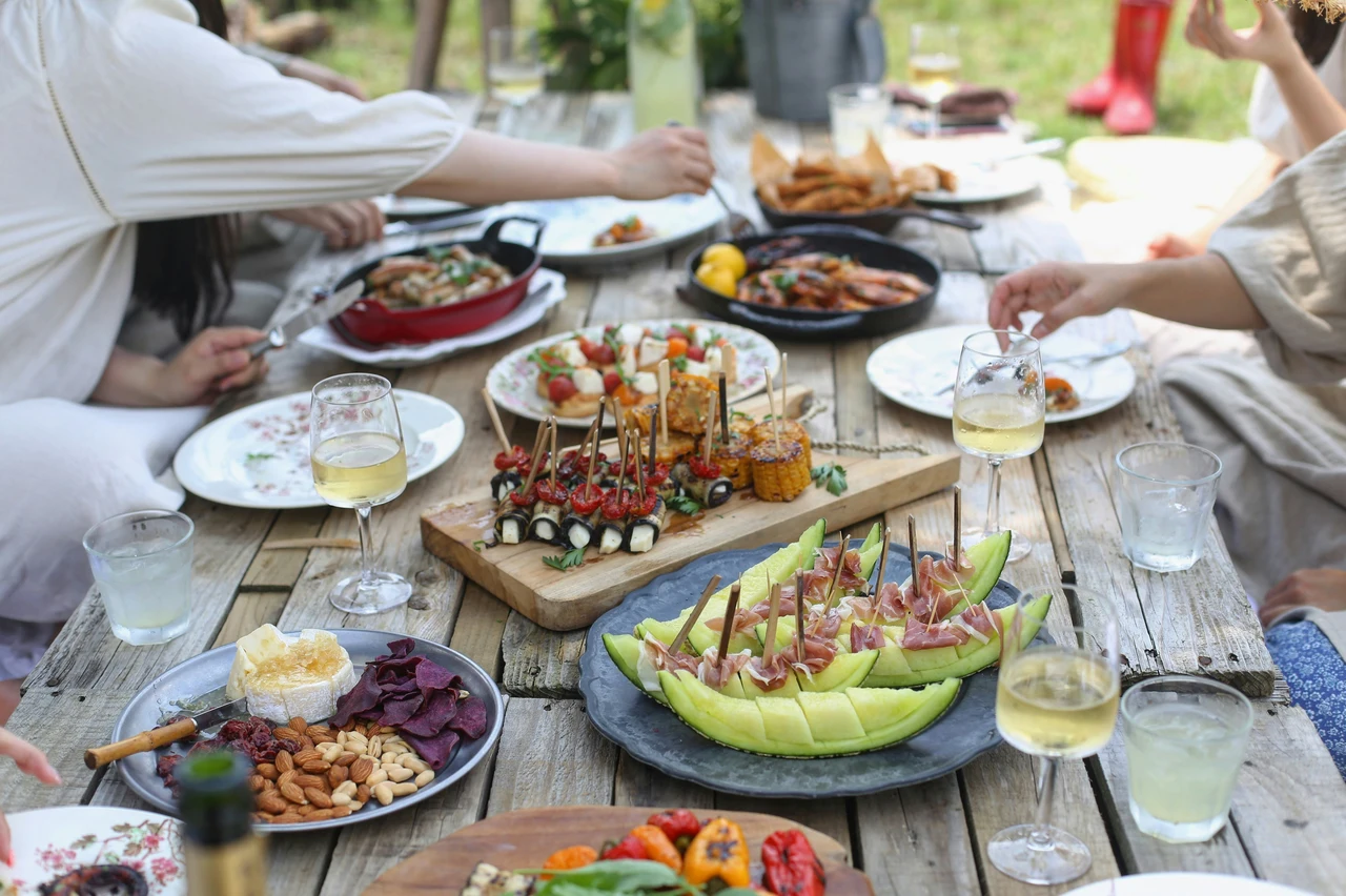 Cosa non mangiare a pranzo dopo i 40 anni per perdere peso in modo efficace Cosa non mangiare a pranzo dopo i 40 anni per perdere peso in modo efficace